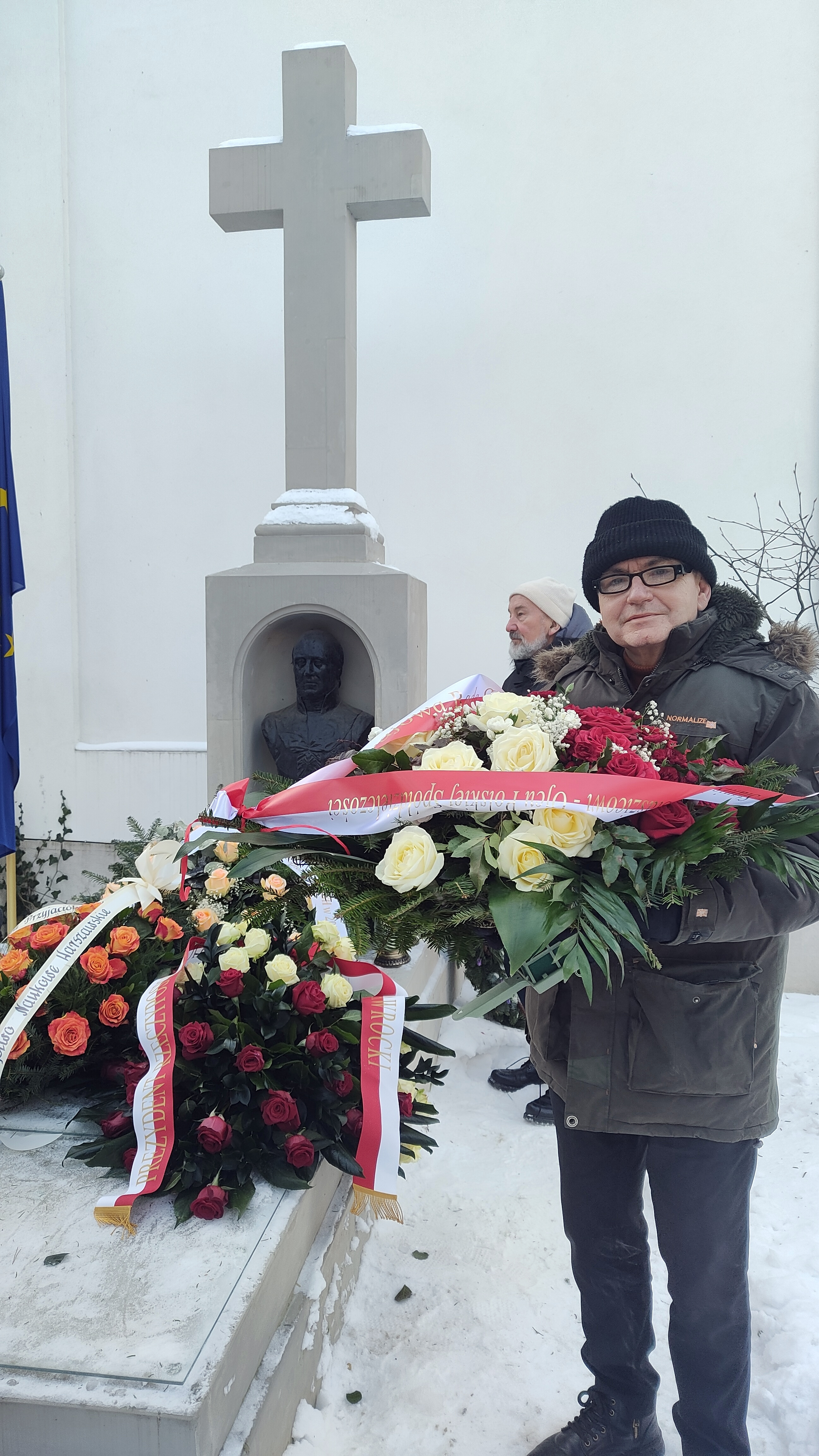 Złożenie wieńca na grobie S. Staszica w okrągłą rocznicę jego śmierci
